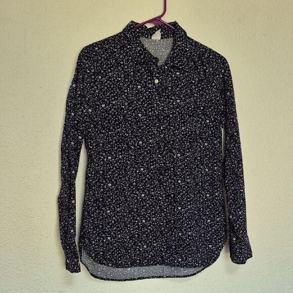 GAP Tops - GAP Navy and White Floral Long Sleeve Blouse Size XS